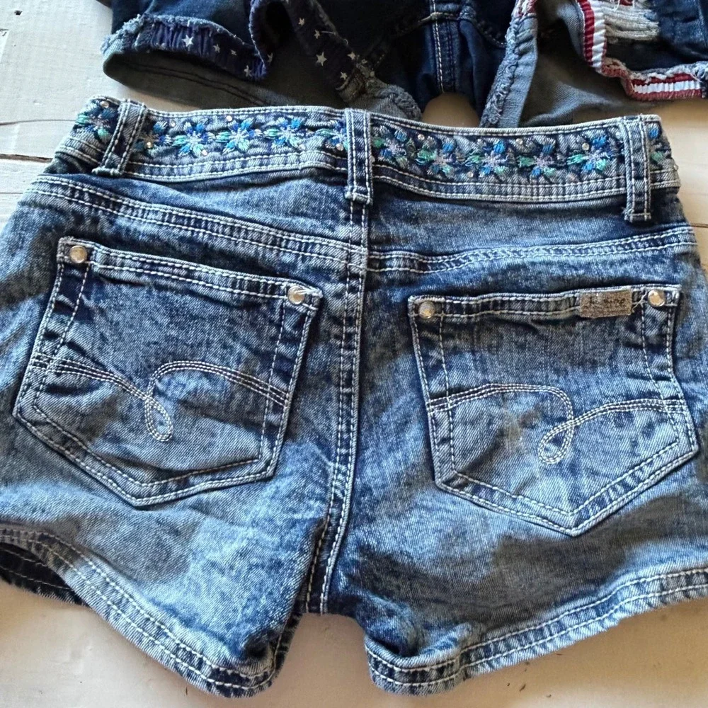 Justice Girls Denim Shorts Bundle Size 12/12Slim Embroidered /Distressed 4Pack